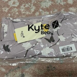 Kyte BABY cherry blossom